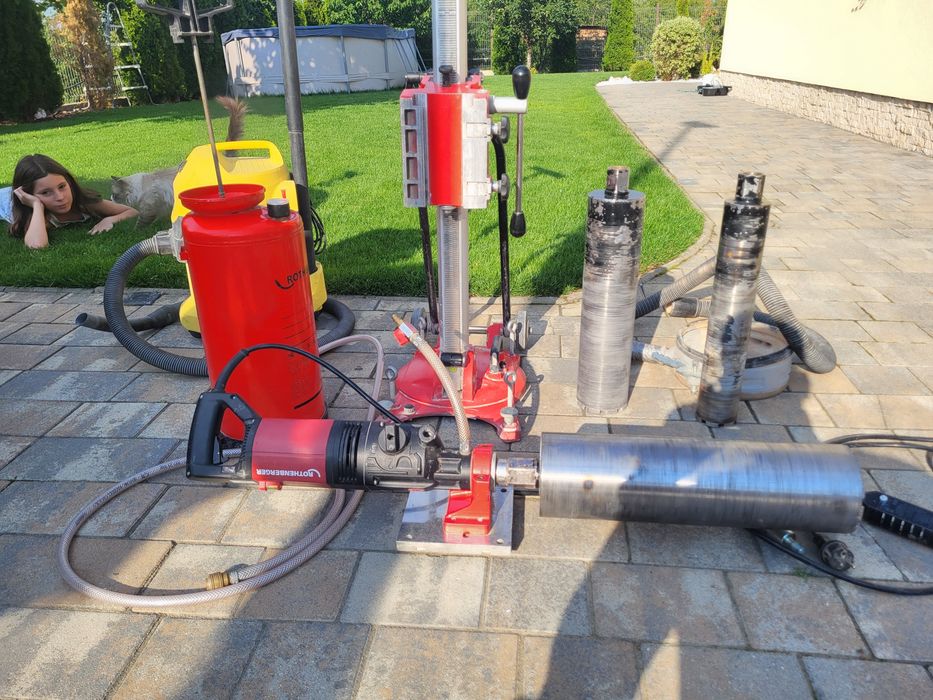 Carotare găuri hote aerisiri evacuări