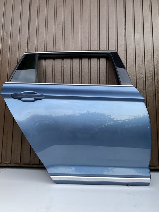 Usa dr spate vw Passat B8 combi cod de culoare LB5J 2015-2020
