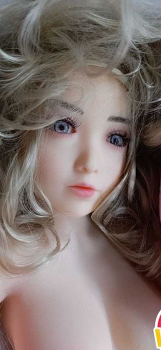 Силиконовая кукла