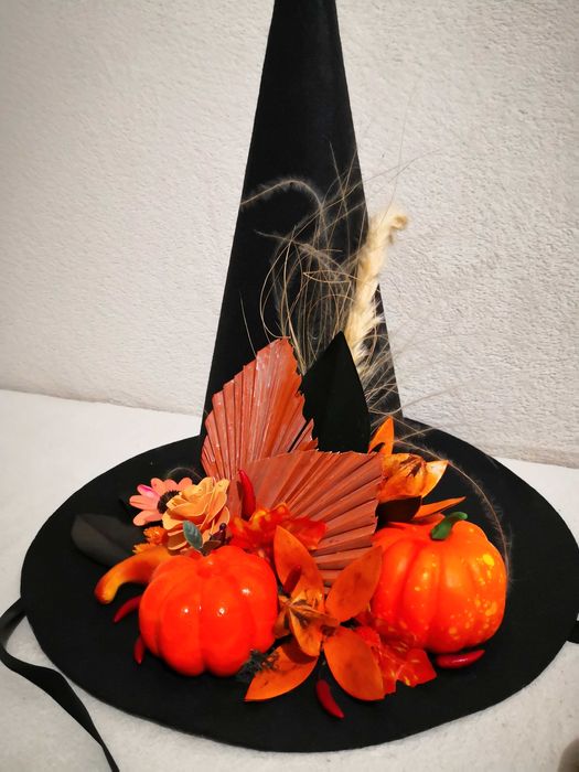 Pălărie portocalie de vrăjitoare  – decor Halloween handmade: