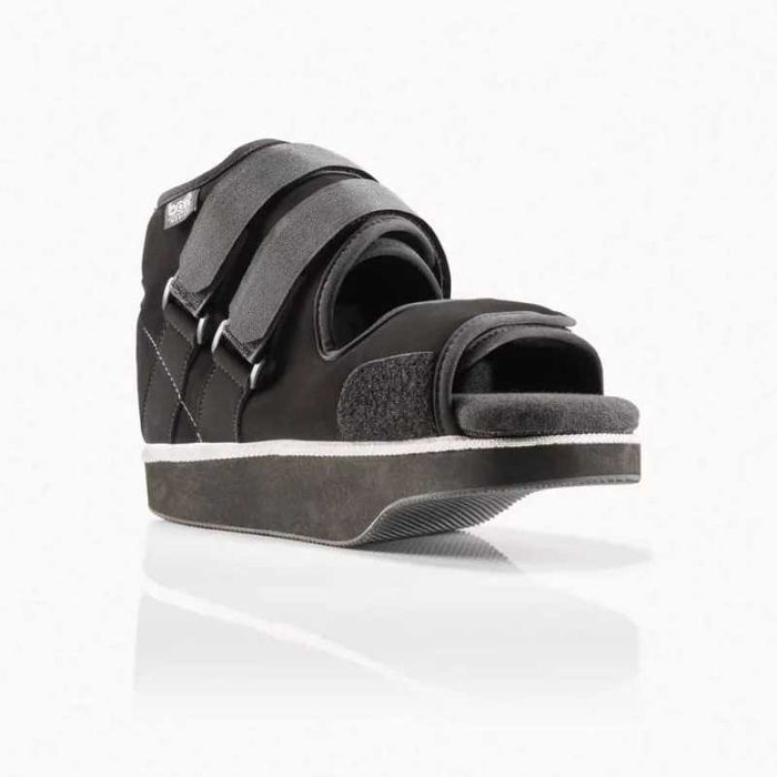 Pantof medical postoperator BORT 33–35 – purtat foarte putin