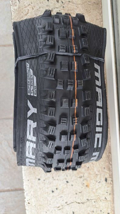 Външна гума Schwalbe Magic Mary 29x2.4 Super Gravity TL Easy EVO Soft