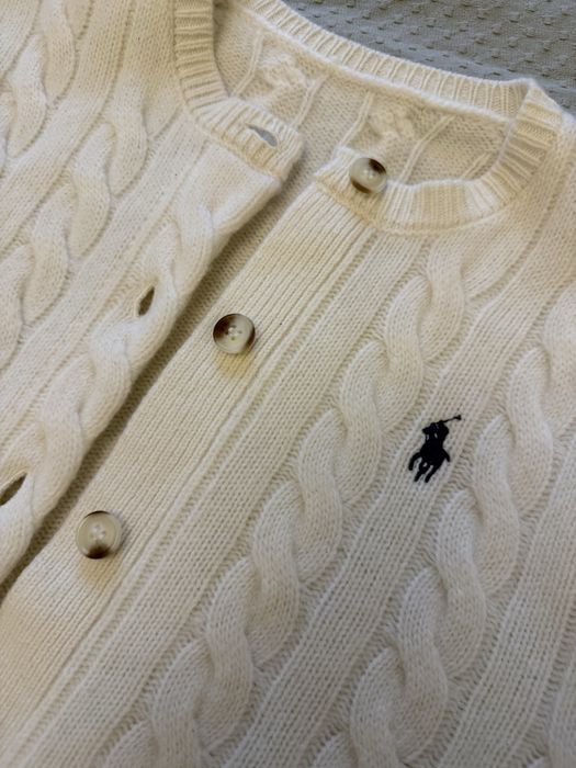 Кардиган вязаный