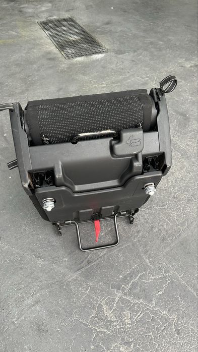 Пежо! Седалка за трети ред Пежо 307sw peugeot 308sw