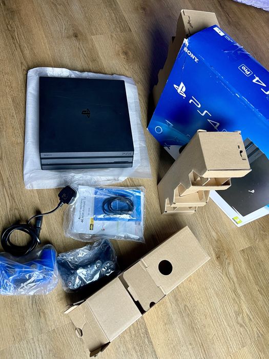 Consolă Sony Playstation 4 Pro,PS4 Pro
