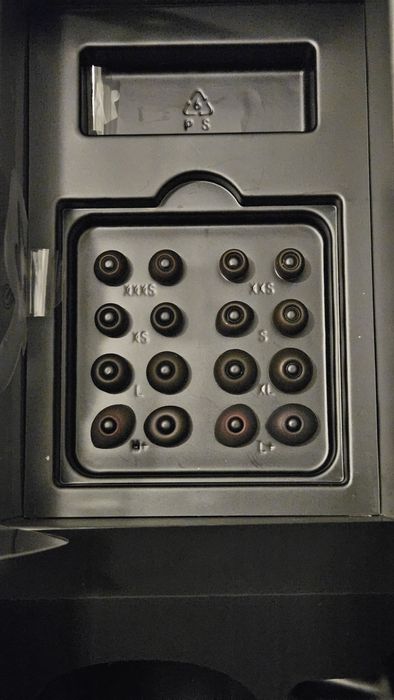 Vând casti wireless Soundcore Liberty Air 2 Pro
