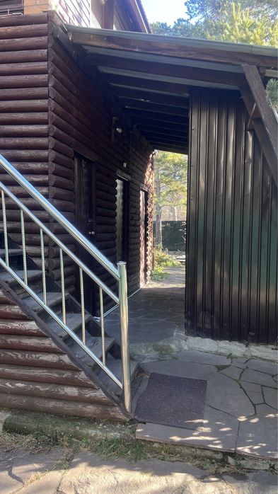 Продам гостевой дом в центре Борового