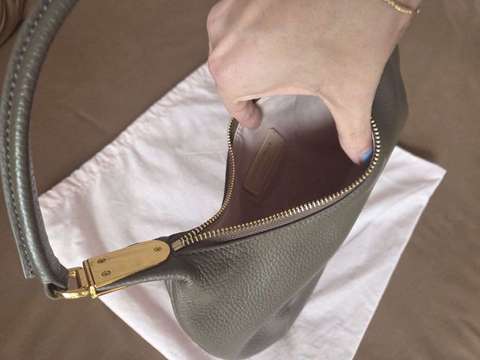 Кожена чанта Coccinelle