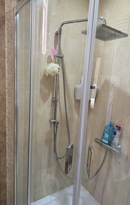 Много запазена Душ кабина