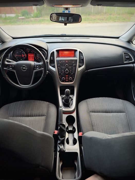 OPEL Astra 2011 — imagine 5