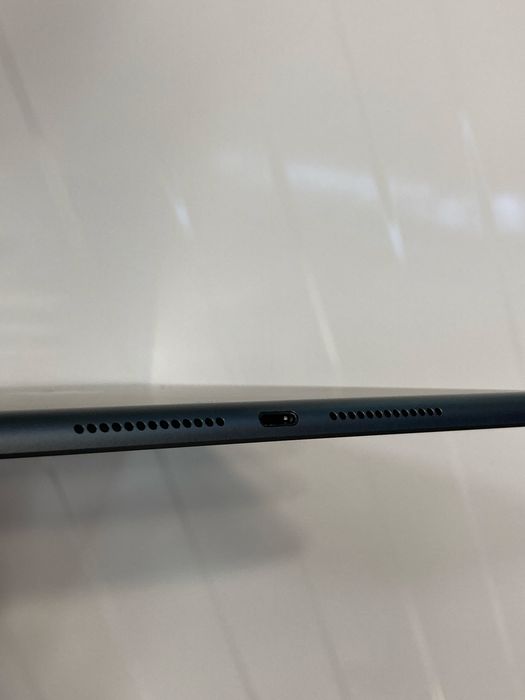 Apple iPad gen 9 • aproape Noua • 96% Bateria • A2602