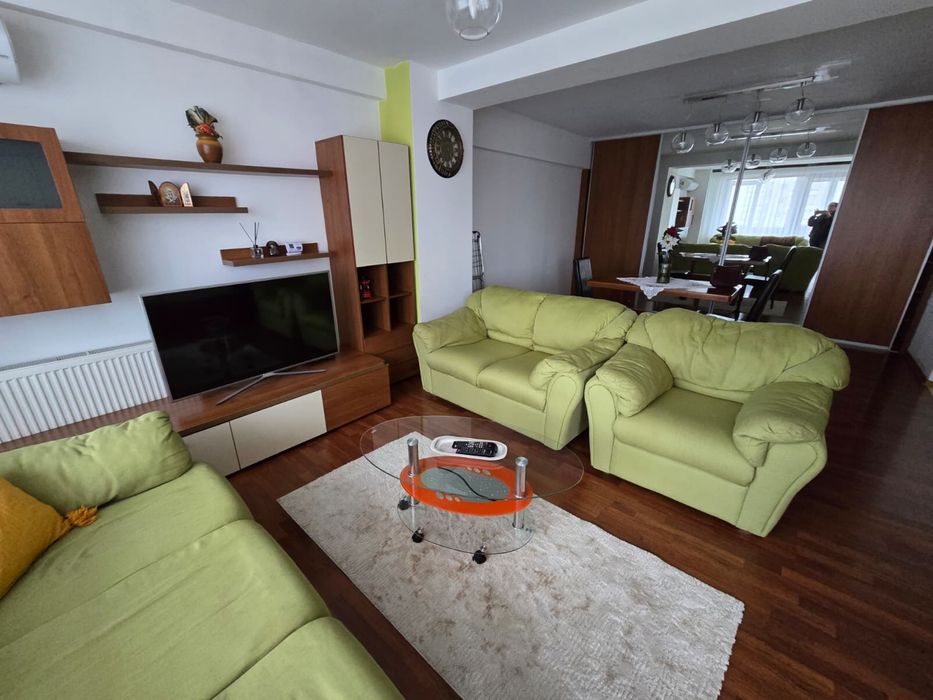 Tomis plus -de inchiriat