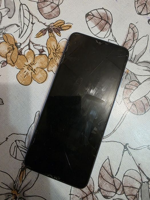 Телефон Xiaome Redmi 10C