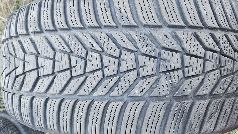 2бр гуми 235 50 19 дот 24 ханкок