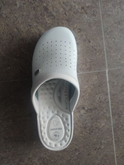 Медицински чехли 36-40