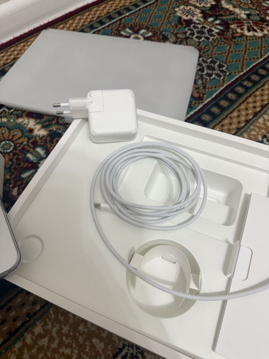 Macbook Air M4 16/256