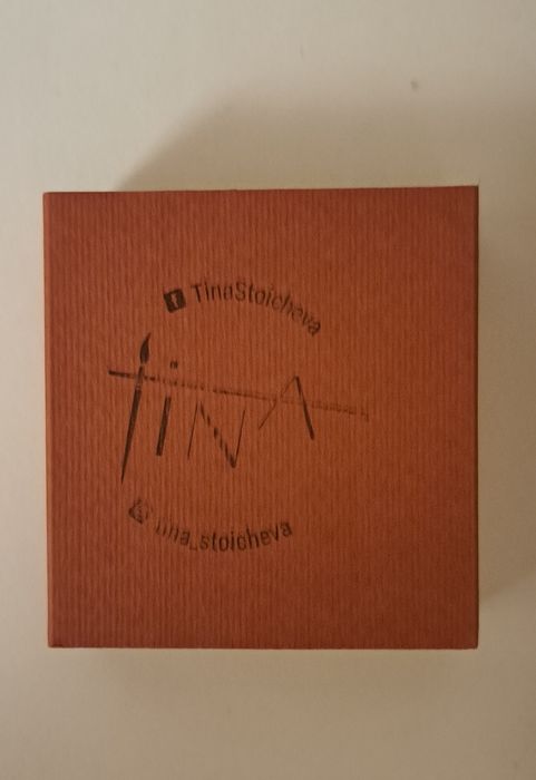 Брошка Tina Stoicheva