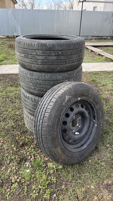 Штампованный диск и резина