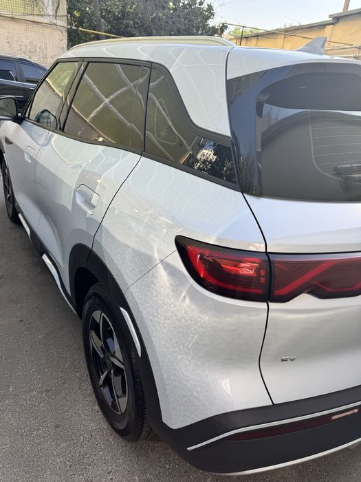 BYD Yuan Up fulli 2024