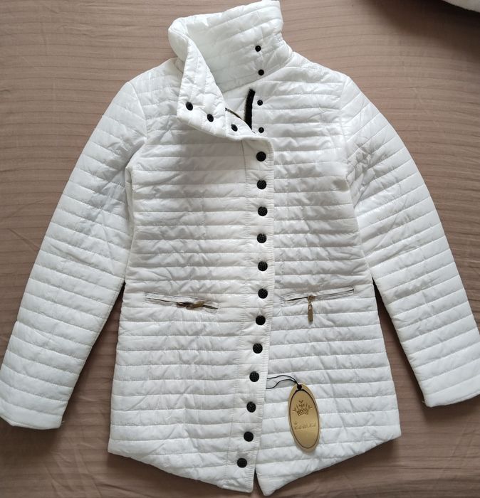 Продам новую куртку