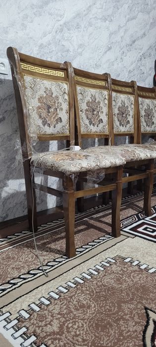 Ustul 12 dona pachti yangi salafanloriyam hali olinmagan yangidey