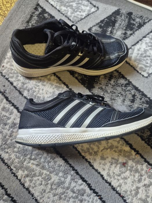 Маратонки adidas