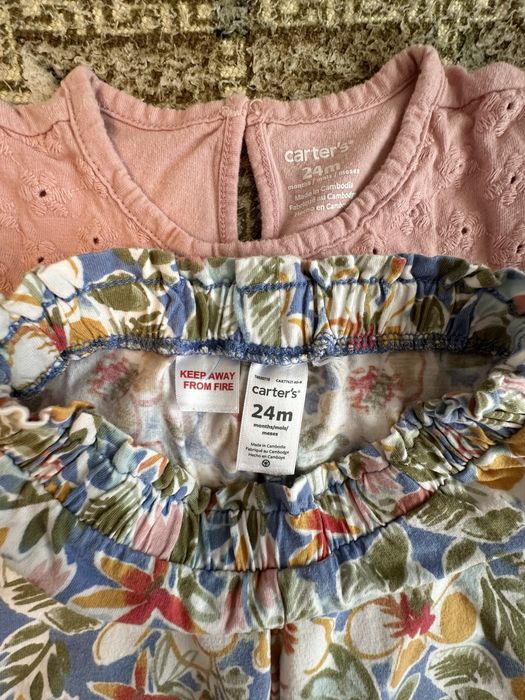 2 seturi x 2 piese body si pantaloni Carter’s + bluze deosebite, 92 cm