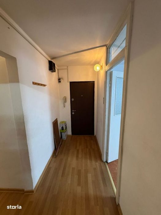 Apartament 4 camere ,decomandat– Micro 16, Bd. Muncii etaj 3/4
