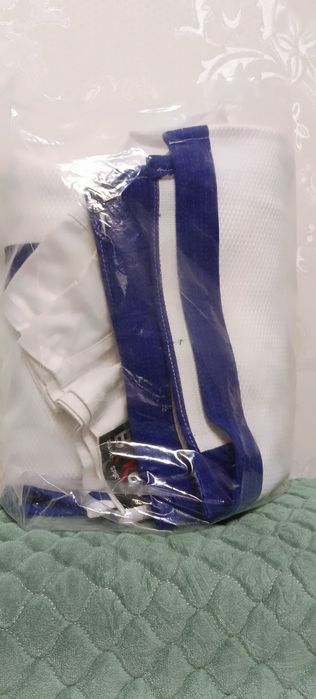 Продам кимано новый