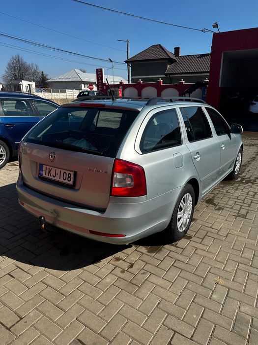 Vând Skoda Octavia
