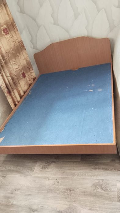 Спальный Кровать