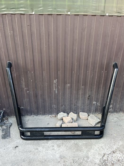 Кенгурятник на багажник