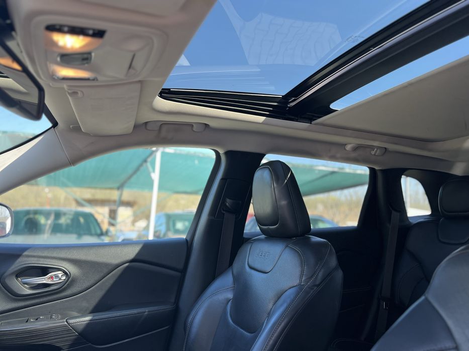 Jeep Cherokee 2.0 4x4 automat