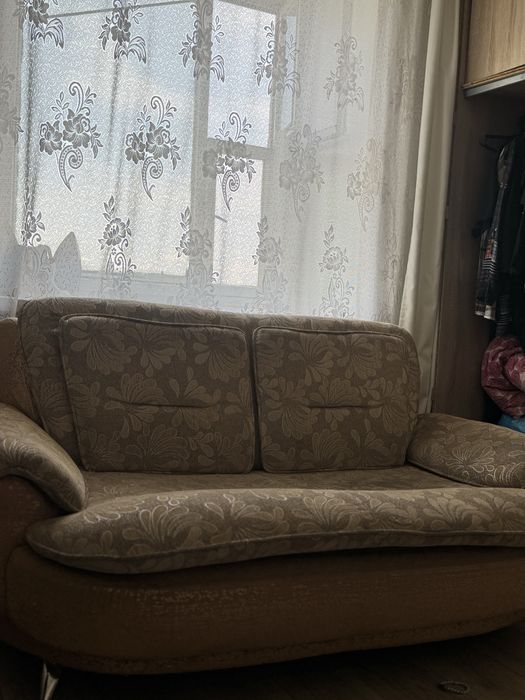 Даром раскладной диван