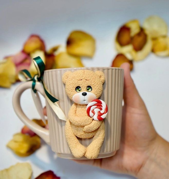 Căni lucrate manual