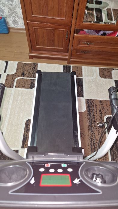 беговая дорожка очень компактная