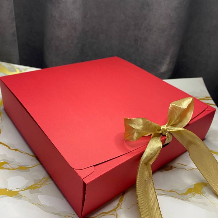 подарки женщинам на 8 марта