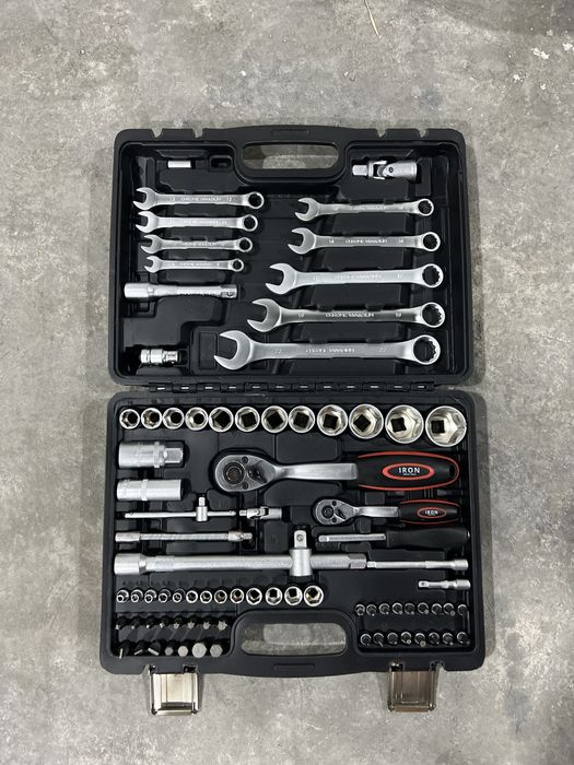 Набор Инструмент 82