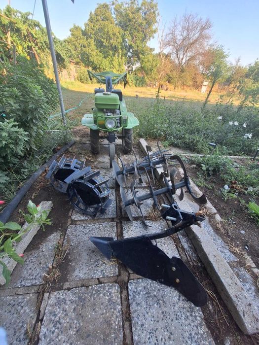 Мотофреза Gardenia с прикачен инвентар