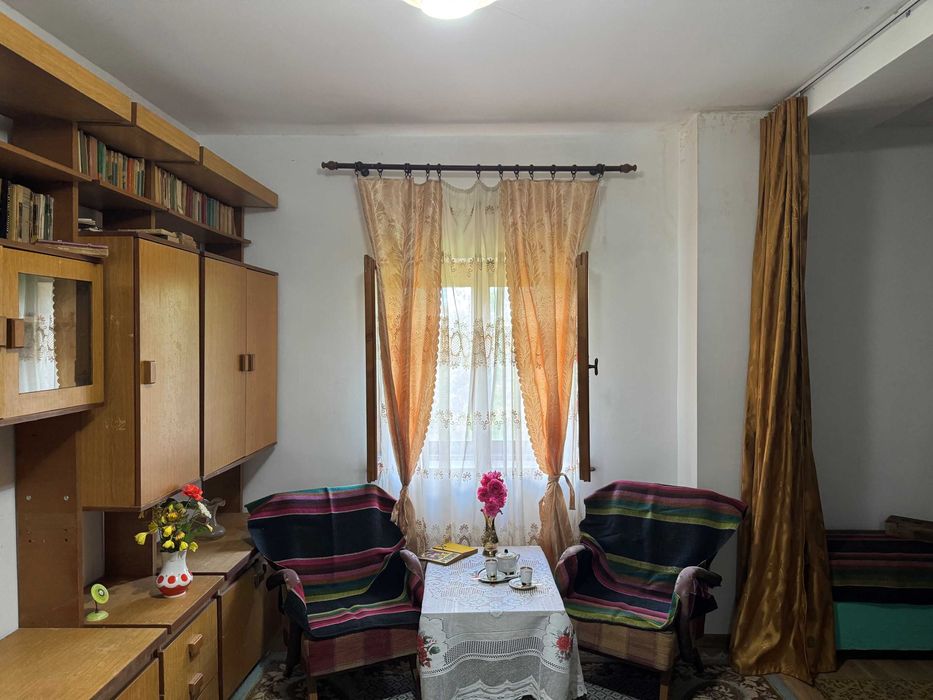 Casa P+M si Teren 4770mp Domeniile Averesti