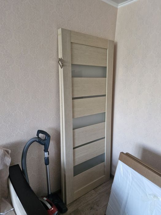 Продам межкомнатные двери