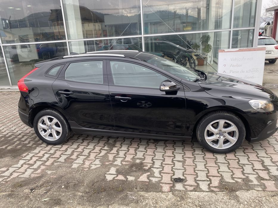 Volvo V40 cross country