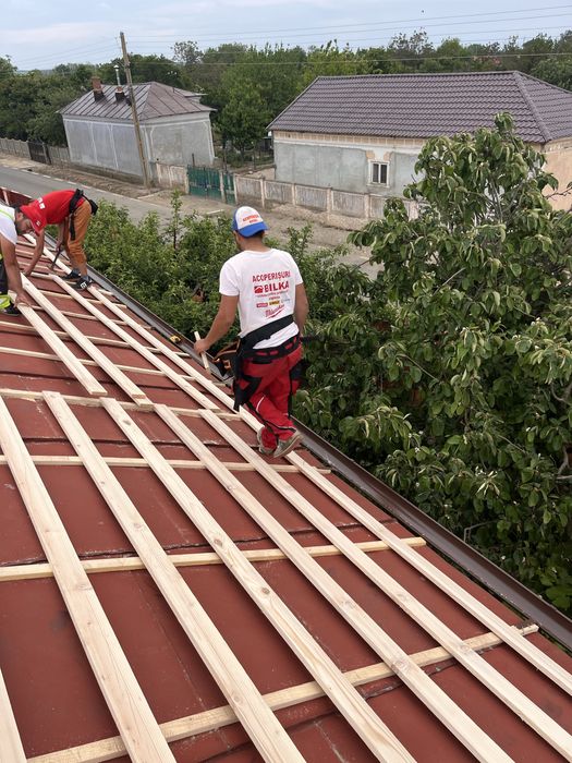 Montaj acoperisri repartii jgheaburi velux dulgherie