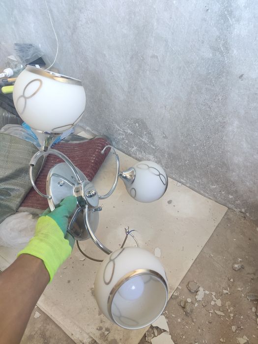 Люстры использованные