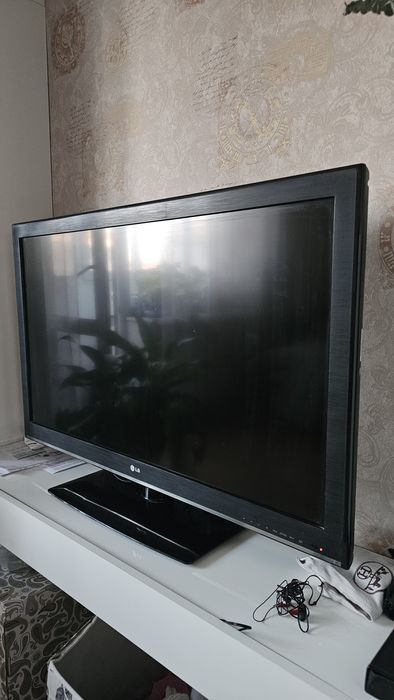 Телевизор LG диагональ 119