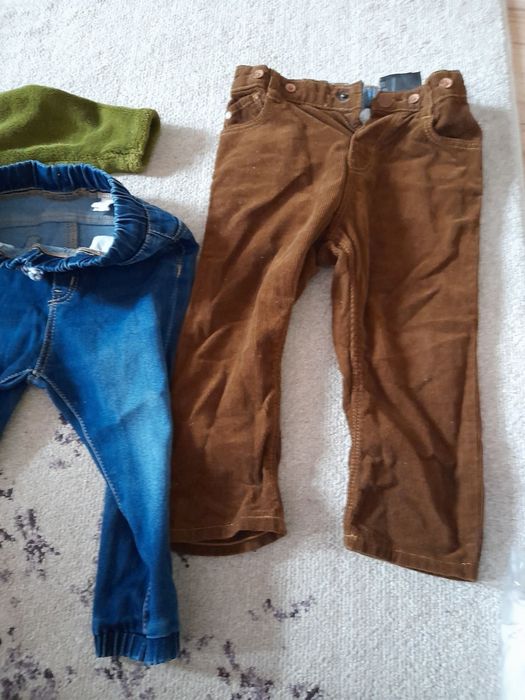 blugi baiat baietel pantaloni raiati h&m 12 18 luni 1 2 ani 
hanorac p