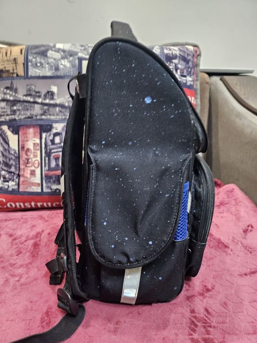 Школьный портфель, рюкзак, сумка