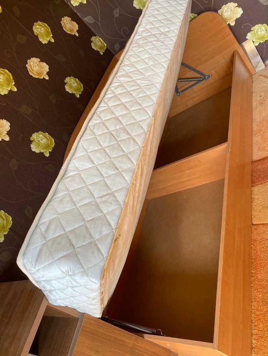 Единично легло-ракла