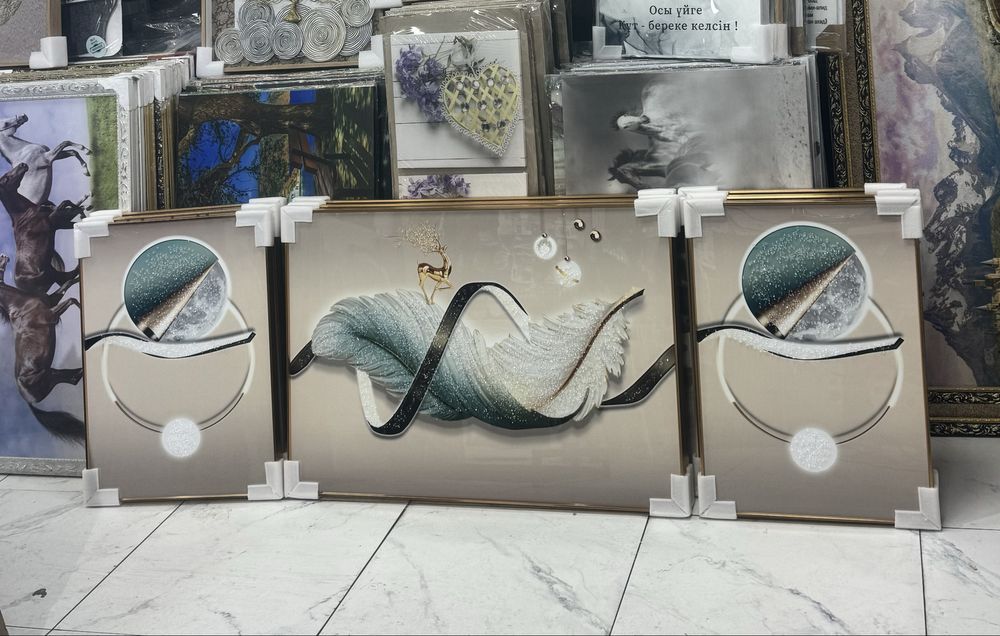 Картина из 3 частей эпоксидная смола с камнями