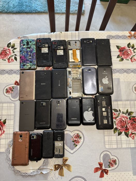 Телефони Samsung